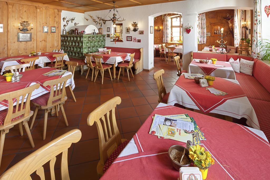 Hotel Gasthof Post Nesselwang Exteriör bild